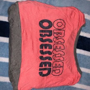 Long sleeve shirt with slits on the side